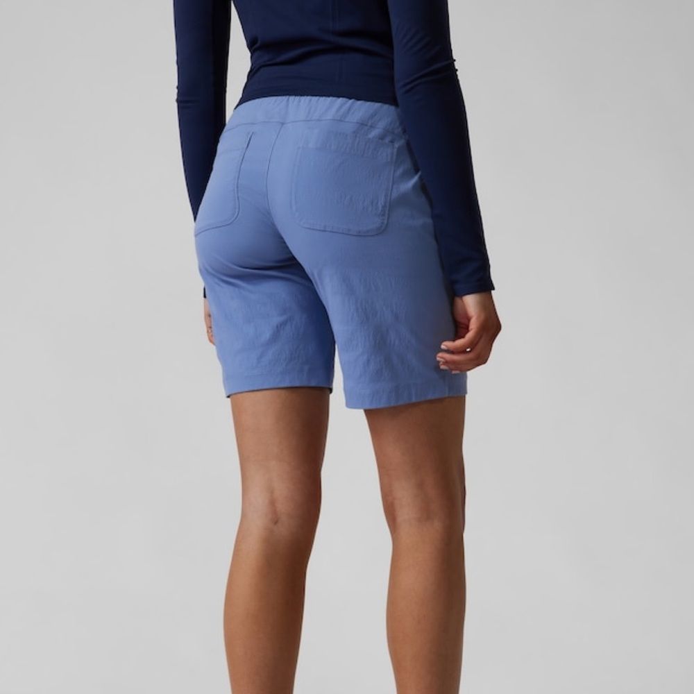 Athleta Trekkie Bermuda 2.0 Shorts Blue 10 - Picture 3 of 8